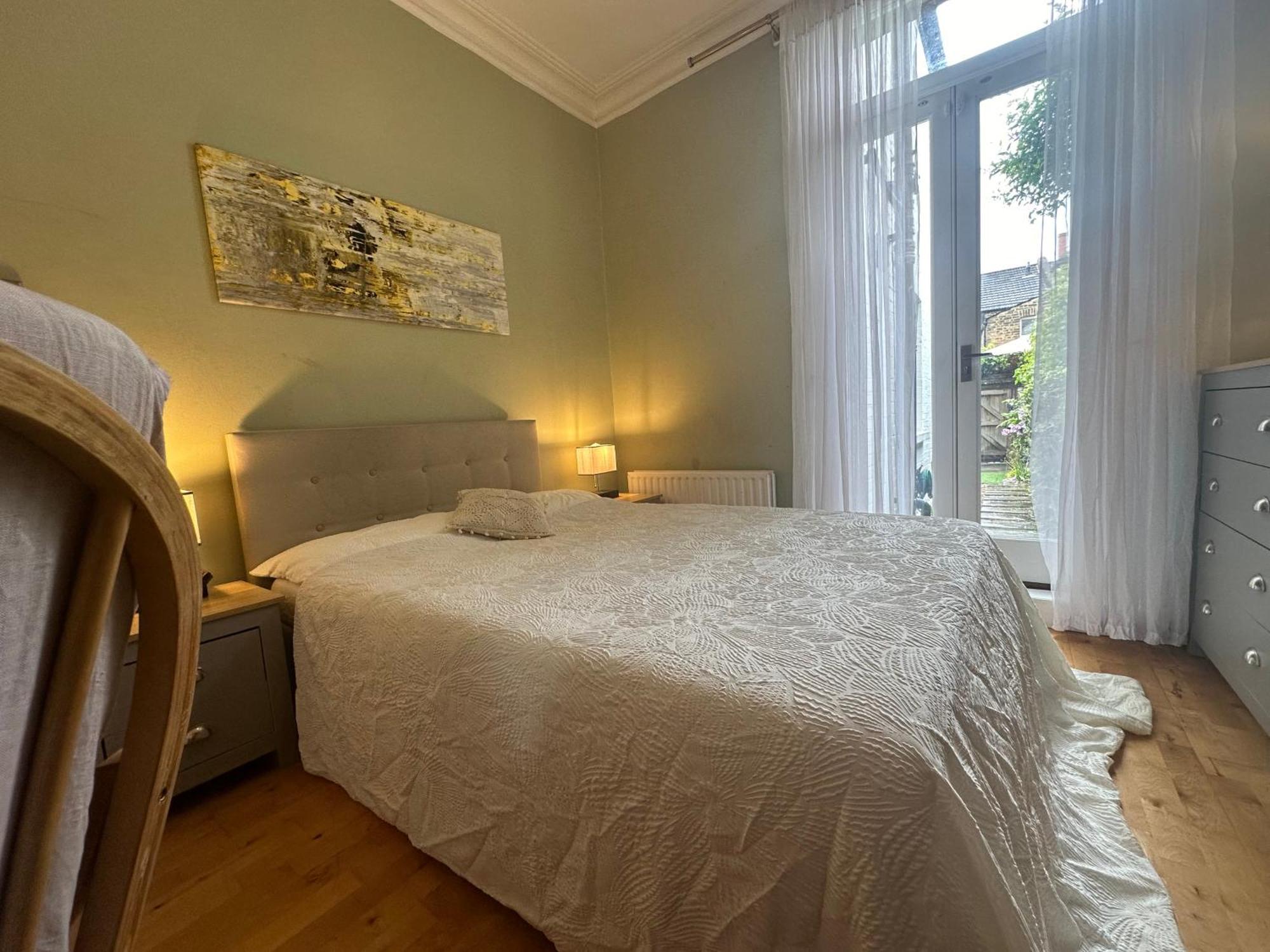My Sky Secret Garden 1 Bedroom London Exterior photo